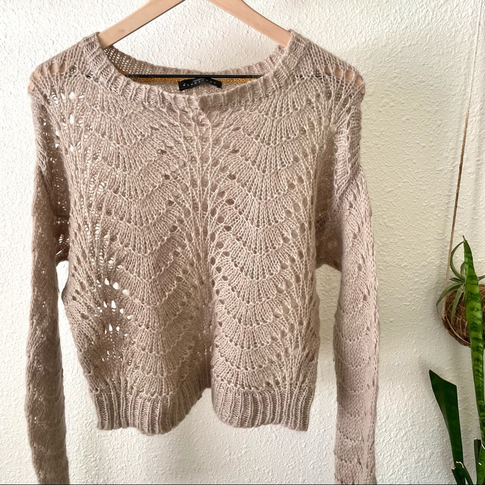 Sanctuary fawn colored crochet sweater